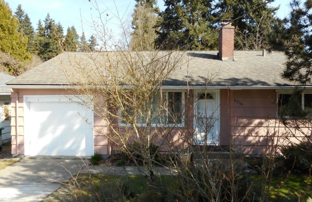 8216 Ravenna Ave NE - 8216 Ravenna Avenue Northeast, Seattle, WA 98115