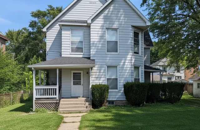 1217 S Chicago Ave photos photos