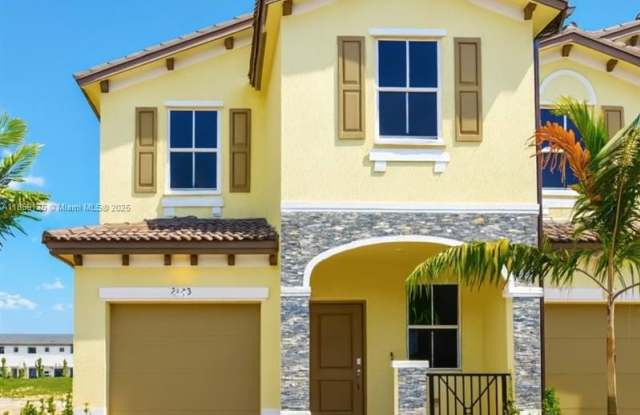 2785 SE 25th Ave photos photos