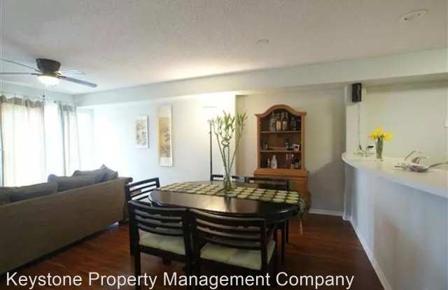 1542 McKinley Pl Gallery 3