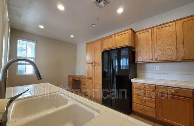 3304 Esplanade Cir Gallery 4