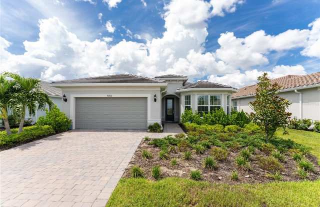 9982 BEACHWALK DRIVE photos photos