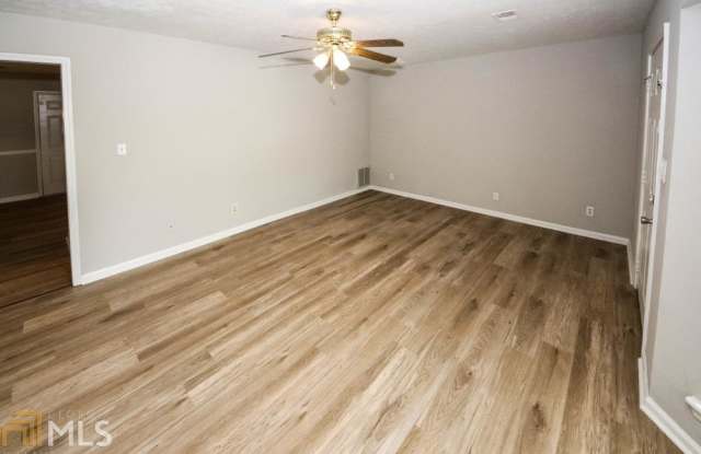 124 Woodberry Ct Gallery 4