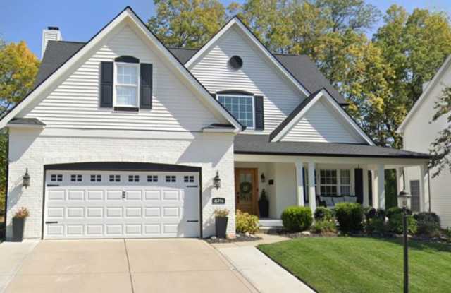 Elegant 4-Bedroom, 3.5 Bath - Finished Basement with BAR  ENTERTAINMENT photos photos