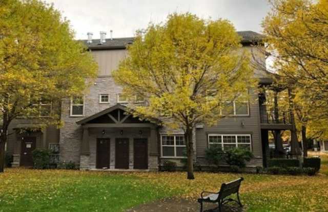 Beautiful Hillsboro Townhome- Gourmet Kitchen, Master Suite w/ Full Bath, Garage! photos photos