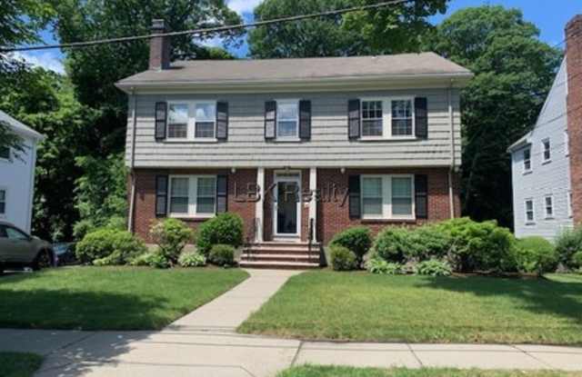 65 Cloverdale Road photos photos
