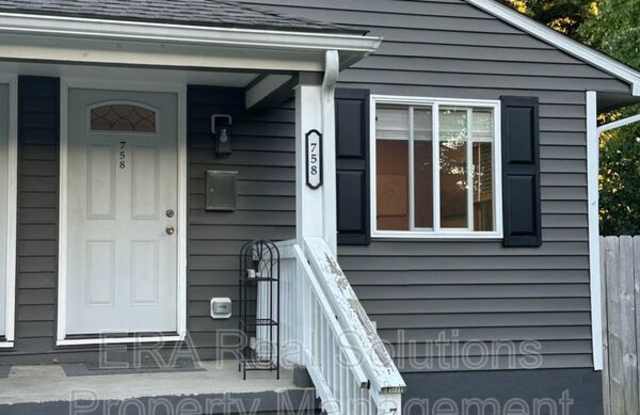 758 Lilley Ave Gallery 2
