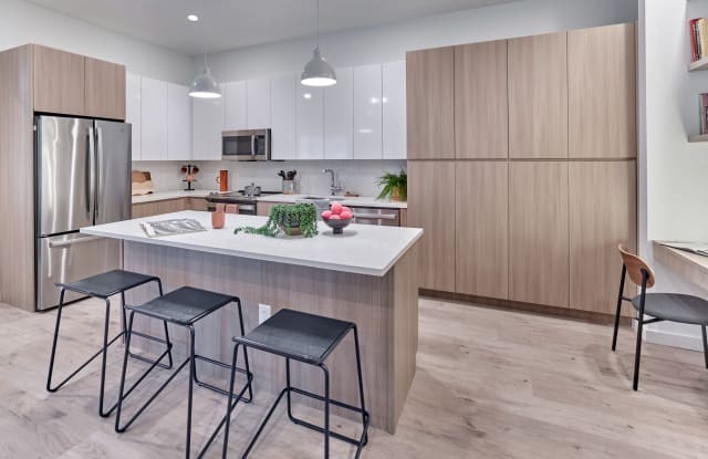 1102 S 5th St - 1102 South 5th Street, Harrison, NJ 07029