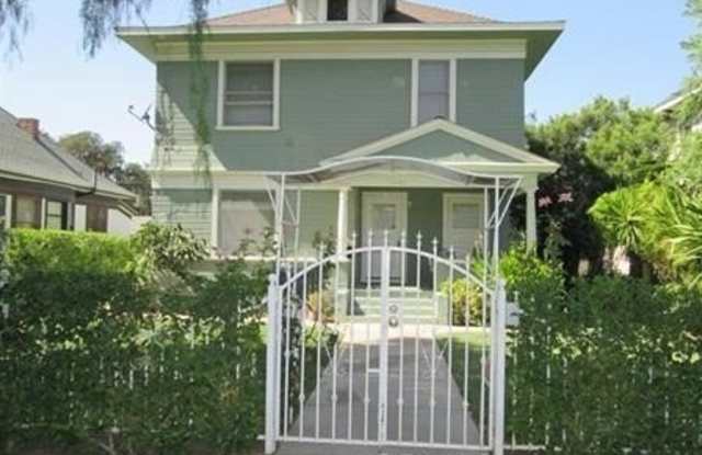 3327 Lemon photos photos