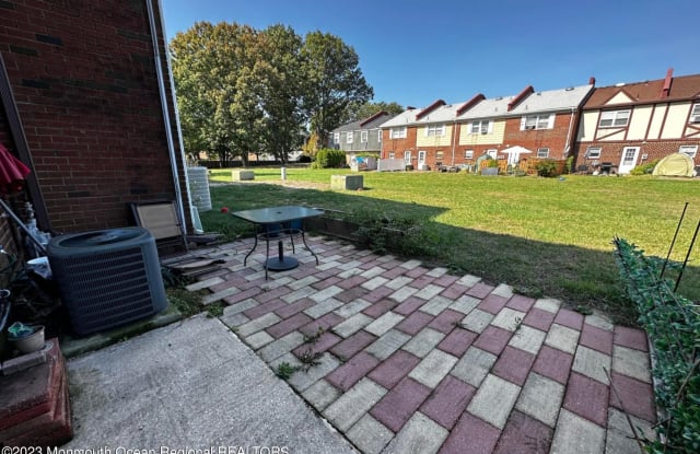 60 Briar Mills Drive - 60 Briar Mills Drive, Ocean County, NJ 08724