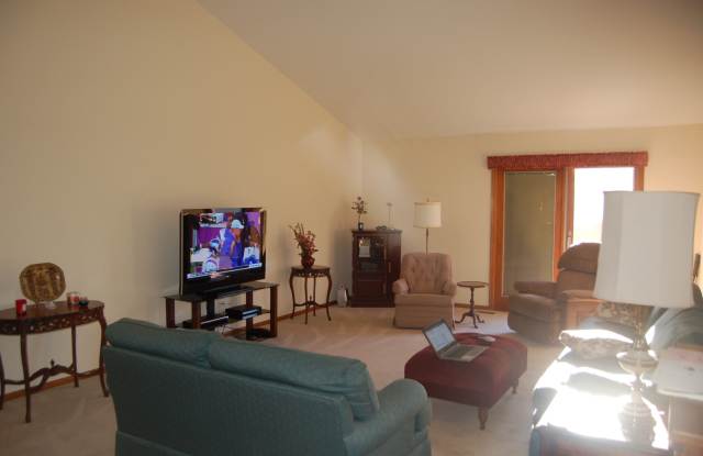 13478 Tall Pines Lane Gallery 3