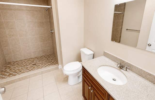 75 Pembroke Avenue75 Pembroke Avenue - 75 - 2 Gallery 4