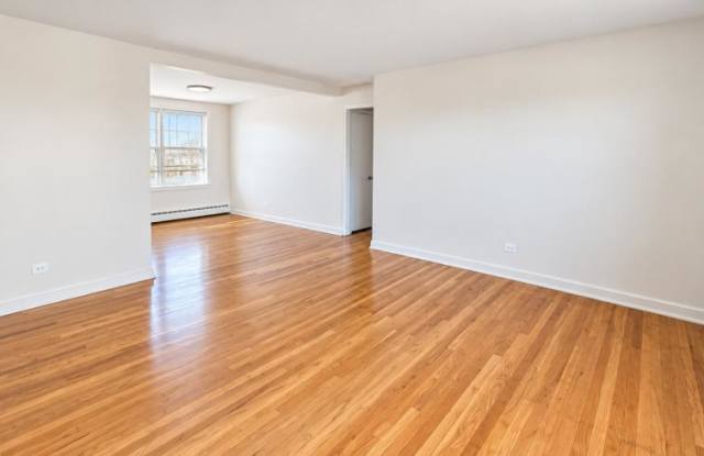 5252 N Campbell Gallery 2