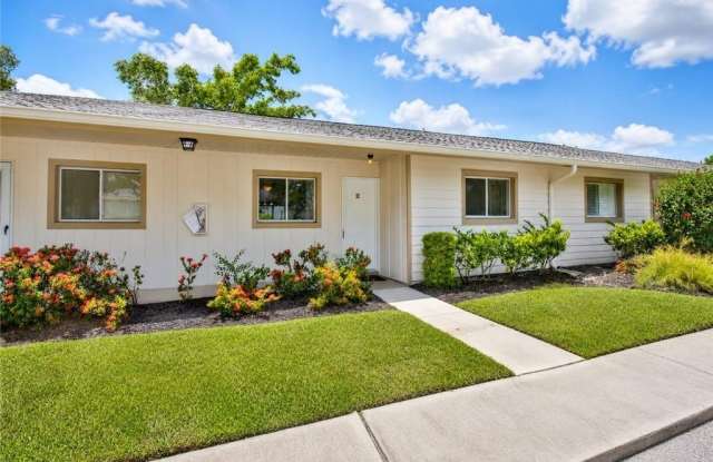 2340 Naples Trace Cir Gallery 2