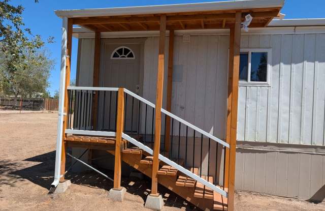 Available Now, beautifully remodeled home 3 bed 2 bath located in Sun Valley photos photos