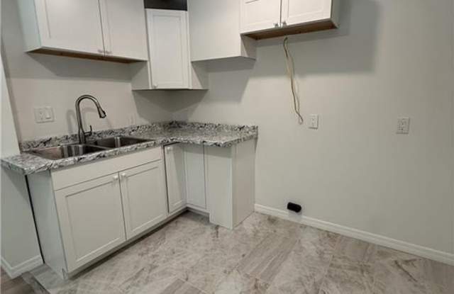12154 Americus Ln Gallery 3