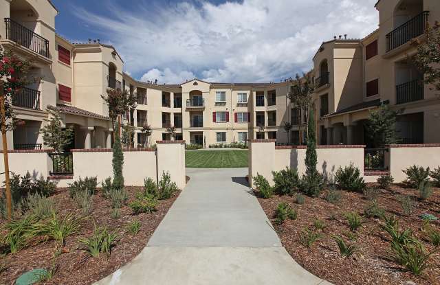 Senior Housing - Monaco Apartments Gallery 4