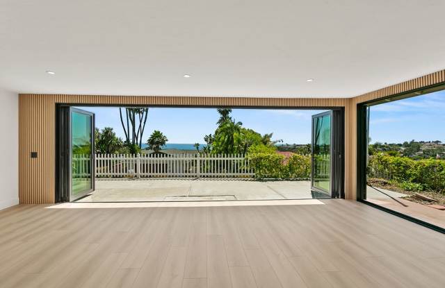 Stunning, Single-Level Ocean View Retreat in Shorecliffs photos photos