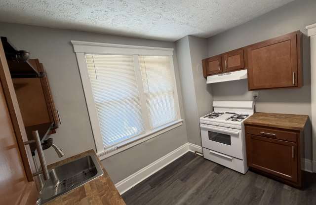 407 West Southern Avenue - 2 Gallery 3