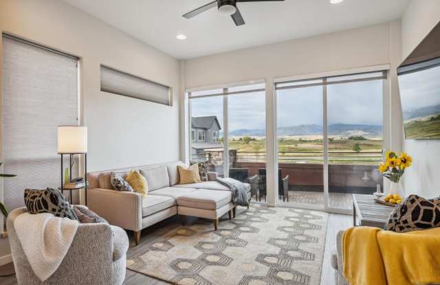 West Longmont 2BDR w/ Mountain Views photos photos