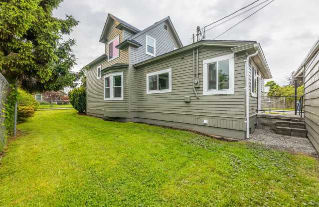 1632 Rainier Avenue Gallery 2