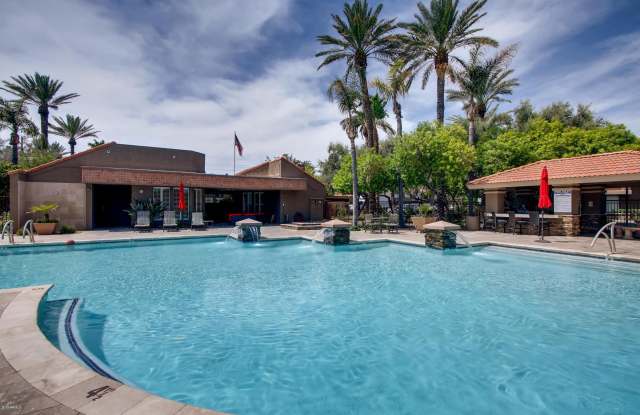 5122 E SHEA Boulevard Gallery 4
