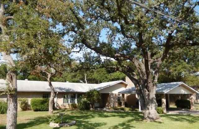 Available July 6: Spacious Home With Large Yard photos photos