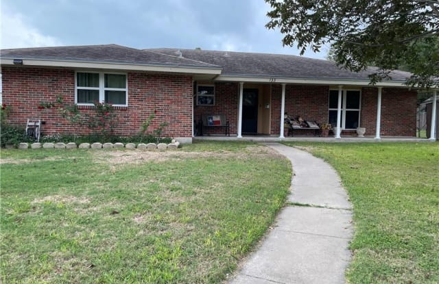 133 Fulton Pl - 133 Fulton Place, Portland, TX 78374