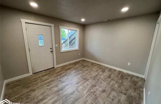 1131 Spencer Street photos photos