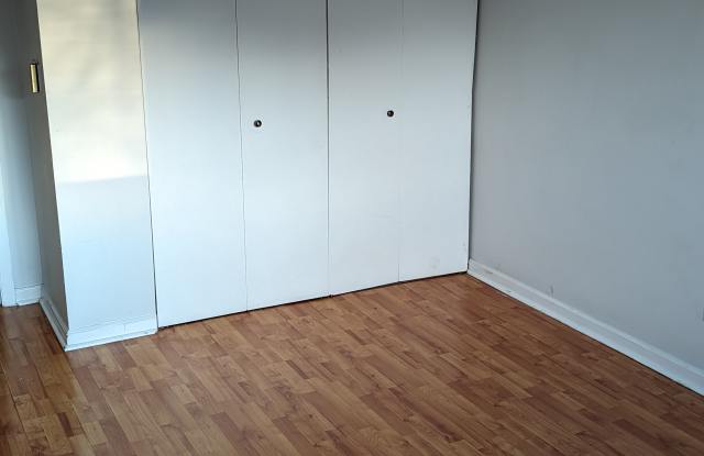 860 E Old Willow Rd photos photos