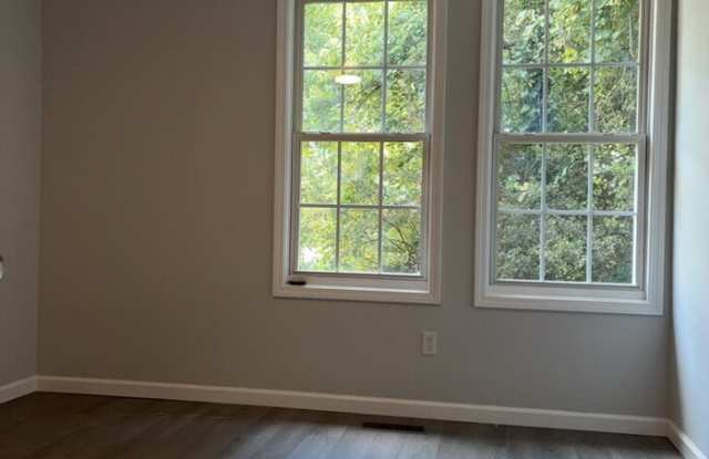 1205 Stephens Street Gallery 4