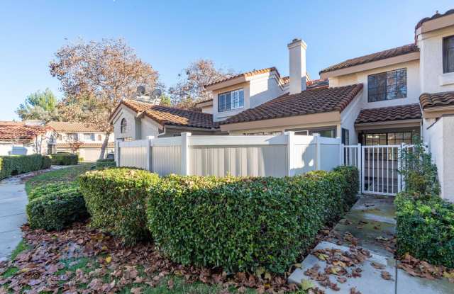 2 Bed 2.5 Bath Montefino Townhome in the Heart of Diamond Bar! photos photos