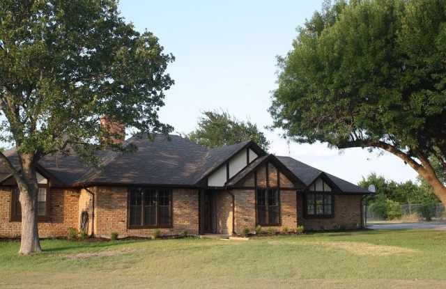 8 Greenfield Way - 8 Greenfield Way, Lucas, TX 75098