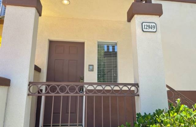 2 Bedroom in Beautiful Tustin Golf Community photos photos