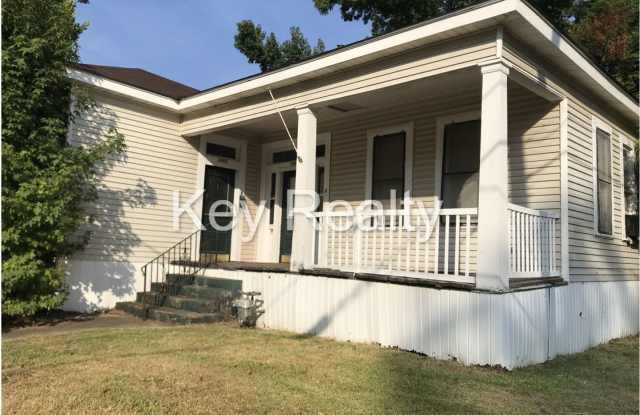 1802 - A Marye St. - Duplex on the corner of 18th st and Marye - 1802 Marye Street, Alexandria, LA 71301