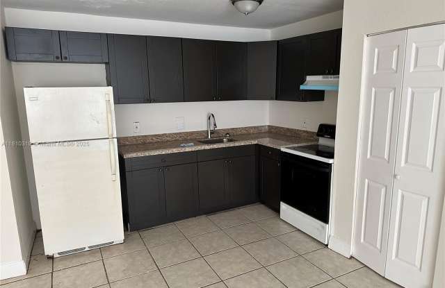 5413 NW 24th St photos photos