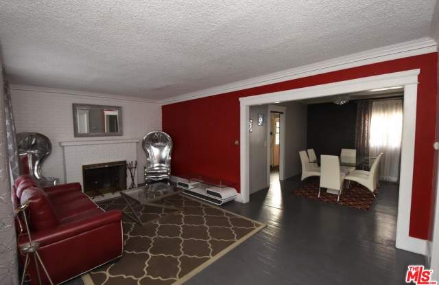 1205 North BRONSON Avenue Gallery 2