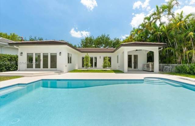 1213 Andora Ave photos photos