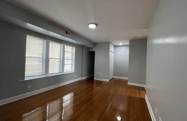 3440 West Franklin Boulevard - 2B Gallery 2