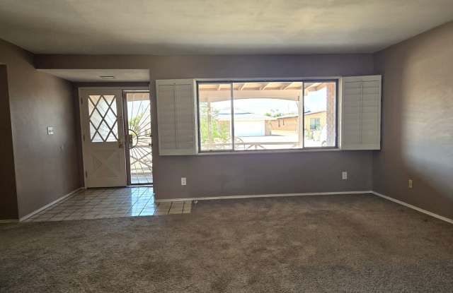 3 bed/2 Bath home in Gleandale, with a Pool, RV parking, and NO HOA! & A MOVE-IN SPECIAL: The FIRST FULL MONTH'S rent is FREE. Gallery 3