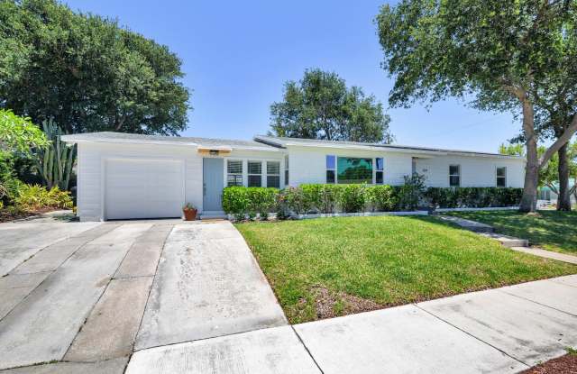 304 Wellesley Drive photos photos