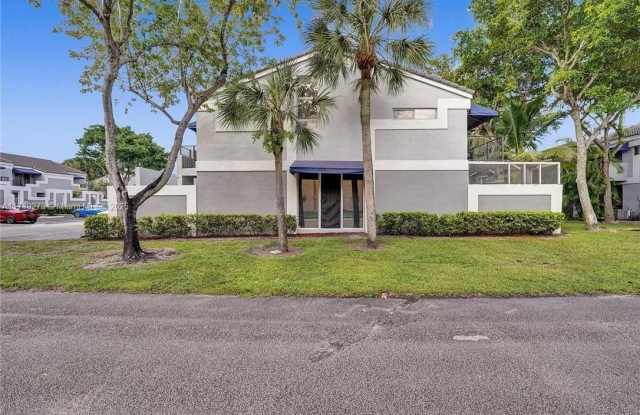 2326 SW 82nd Ter photos photos