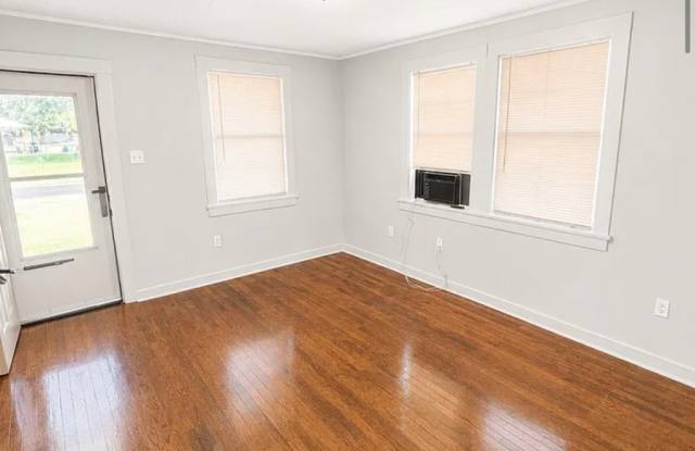 3760 Uncas St. Gallery 2