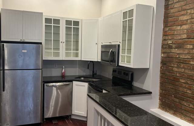 2215 Eutaw Place photos photos