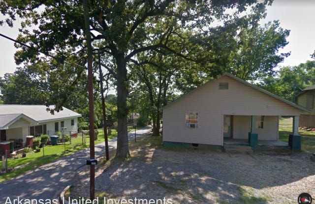1901 Johnson St - 1901 Johnson Street, Little Rock, AR 72204