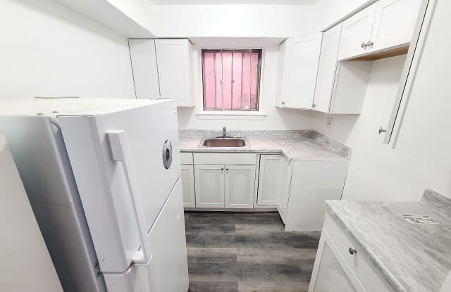 1457 Arnow Ave - 1457 Arnow Avenue, Bronx, NY 10469