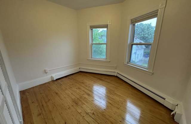 43 Louis St. Gallery 4