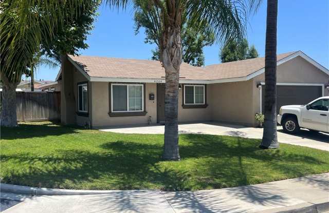 4304 Via De Los Robles photos photos
