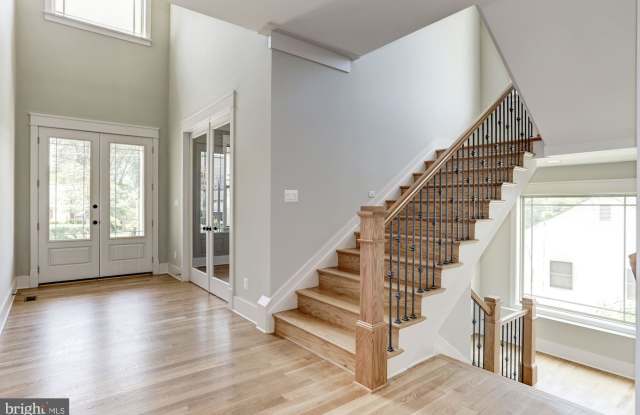 1839 LUSBY PLACE Gallery 3