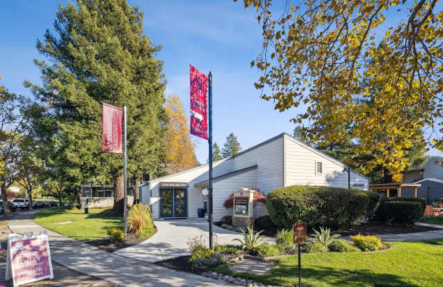 Vineyard Gardens Gallery 3